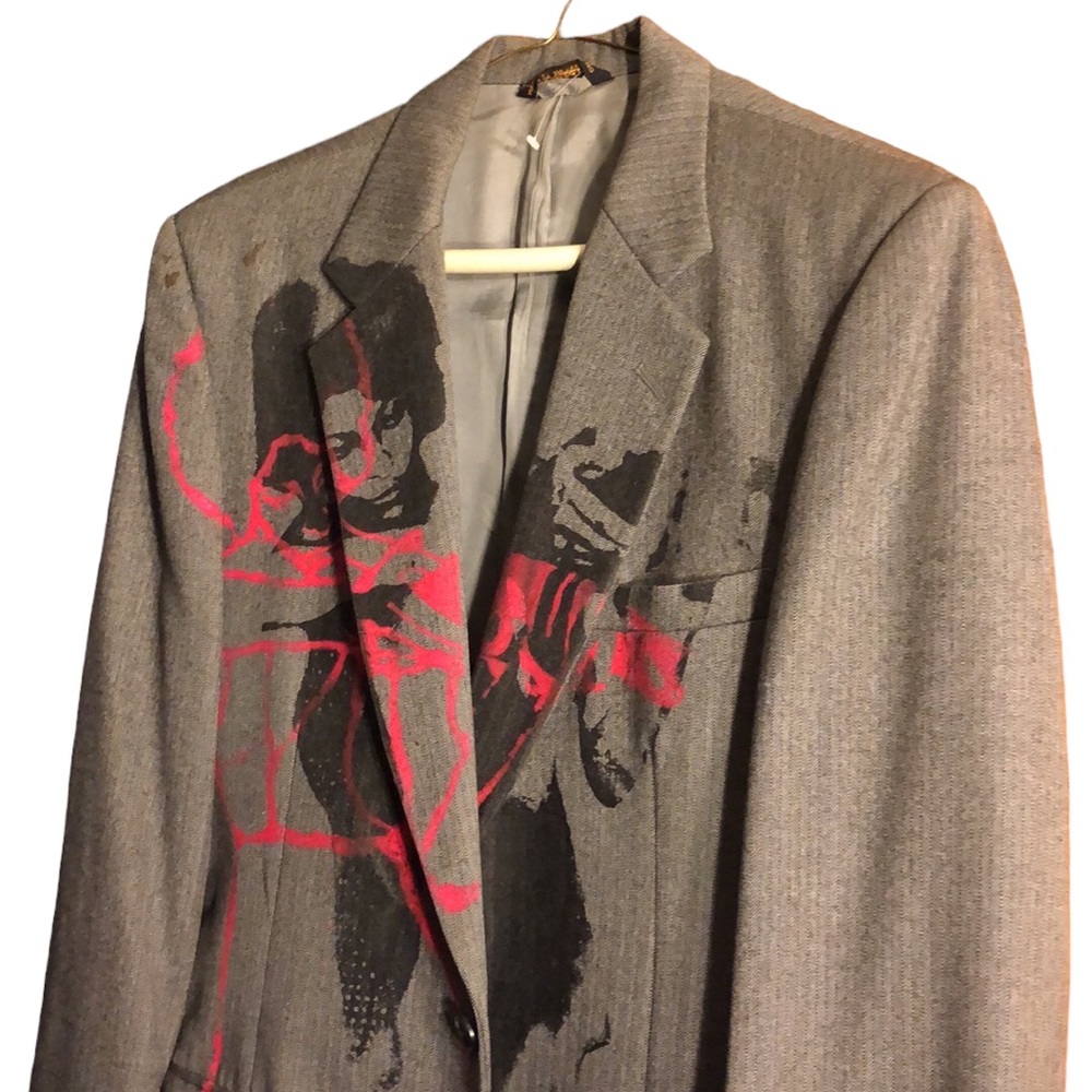 British crown close 5th Avenue made in Hong kong. Custom Grey printed blazer. - Picture 2 of 10
